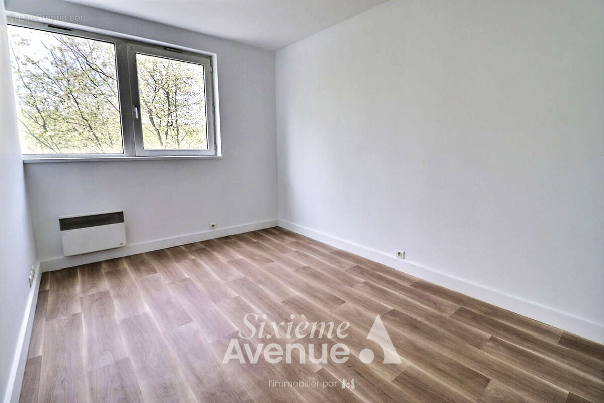 Appartement à CHAVILLE