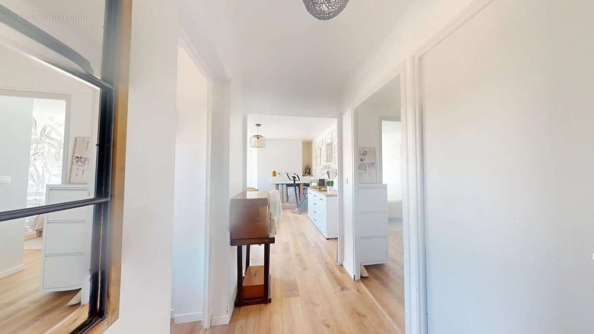 Appartement à PORT-DE-BOUC