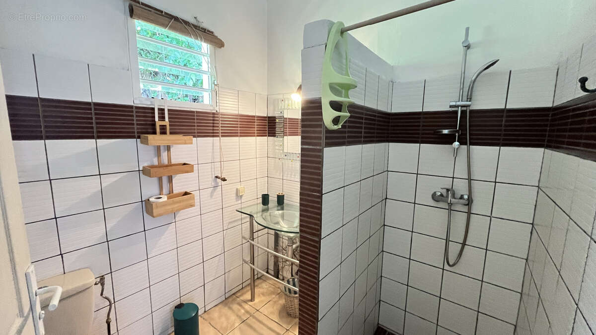 Maison à POINTE-NOIRE