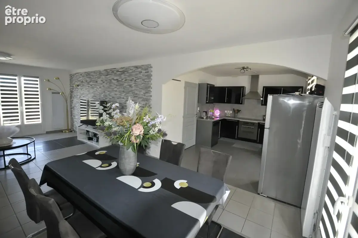 Maison de plain pieds de 2007 centre bourg de BOISSEUIL, 107m2 habitable - photo 6