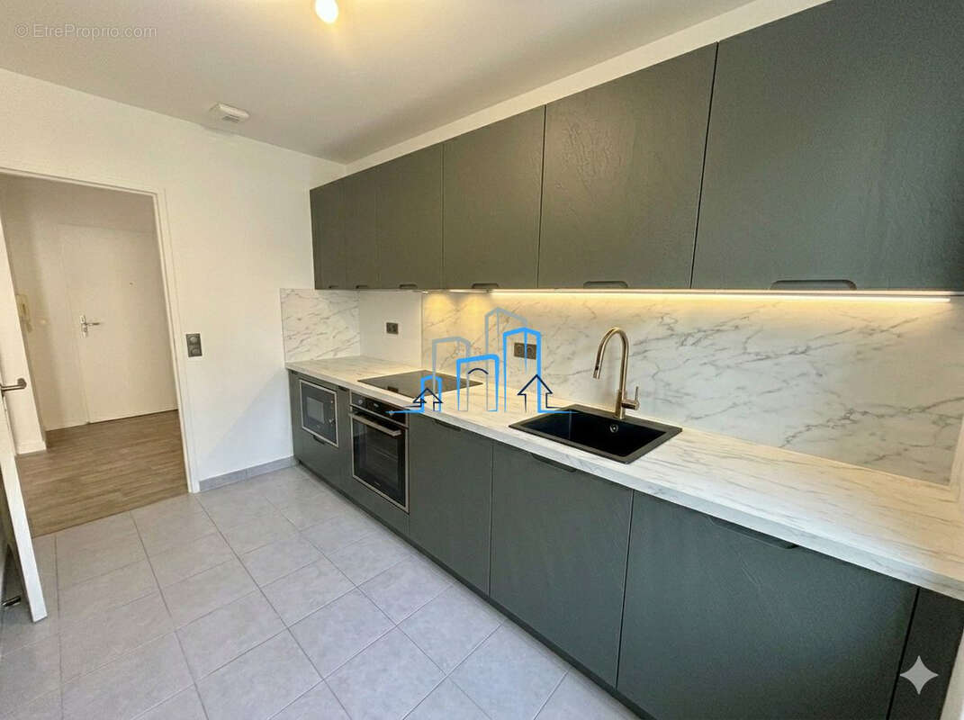 Appartement à IVRY-SUR-SEINE