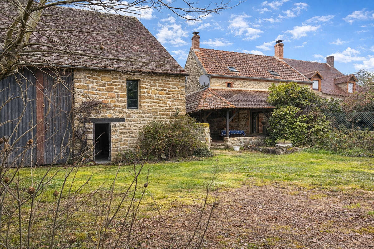 Maison à ORSENNES