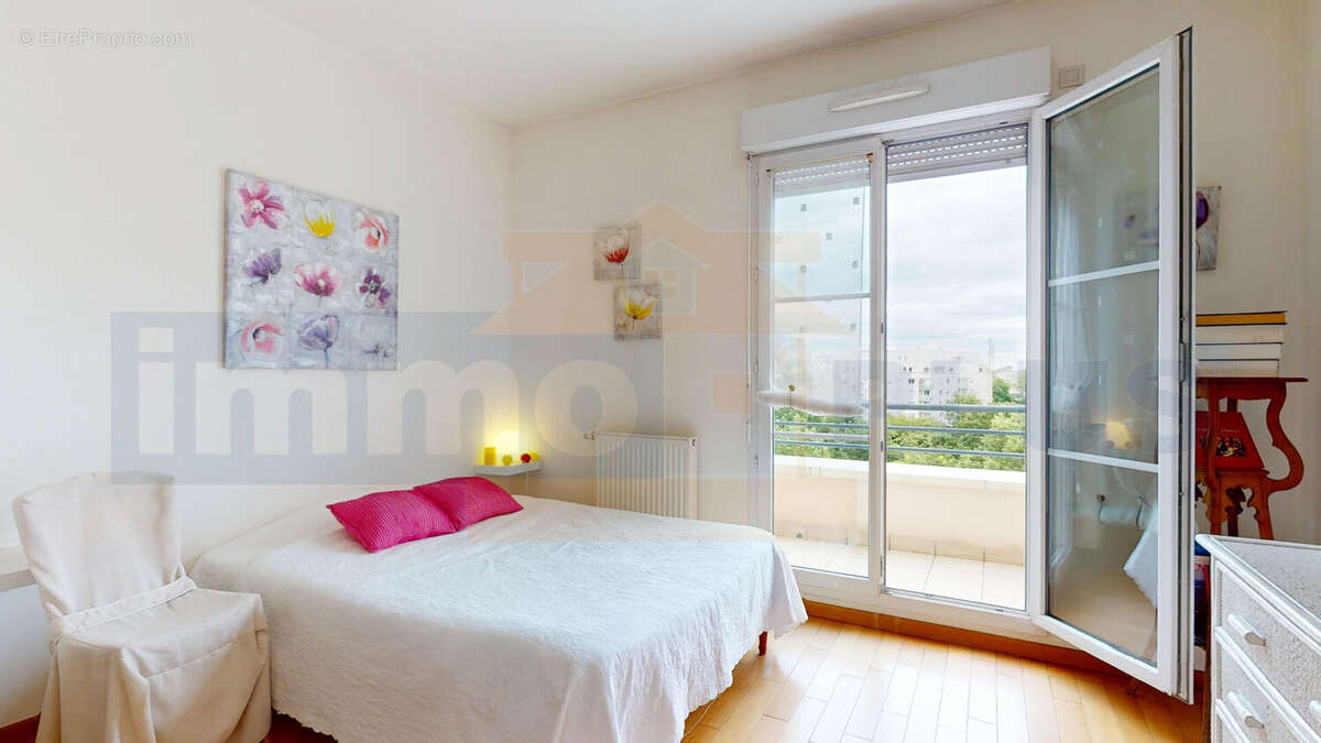Appartement à MONTIGNY-LE-BRETONNEUX