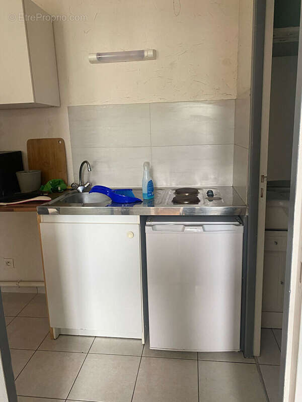 BREST Appartement T1 bis meublé de 28 m2 avec ascenseur  et place de parking pour investisseur - photo 2