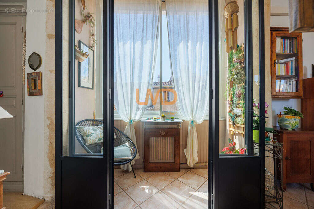 Appartement à MARSEILLE-6E
