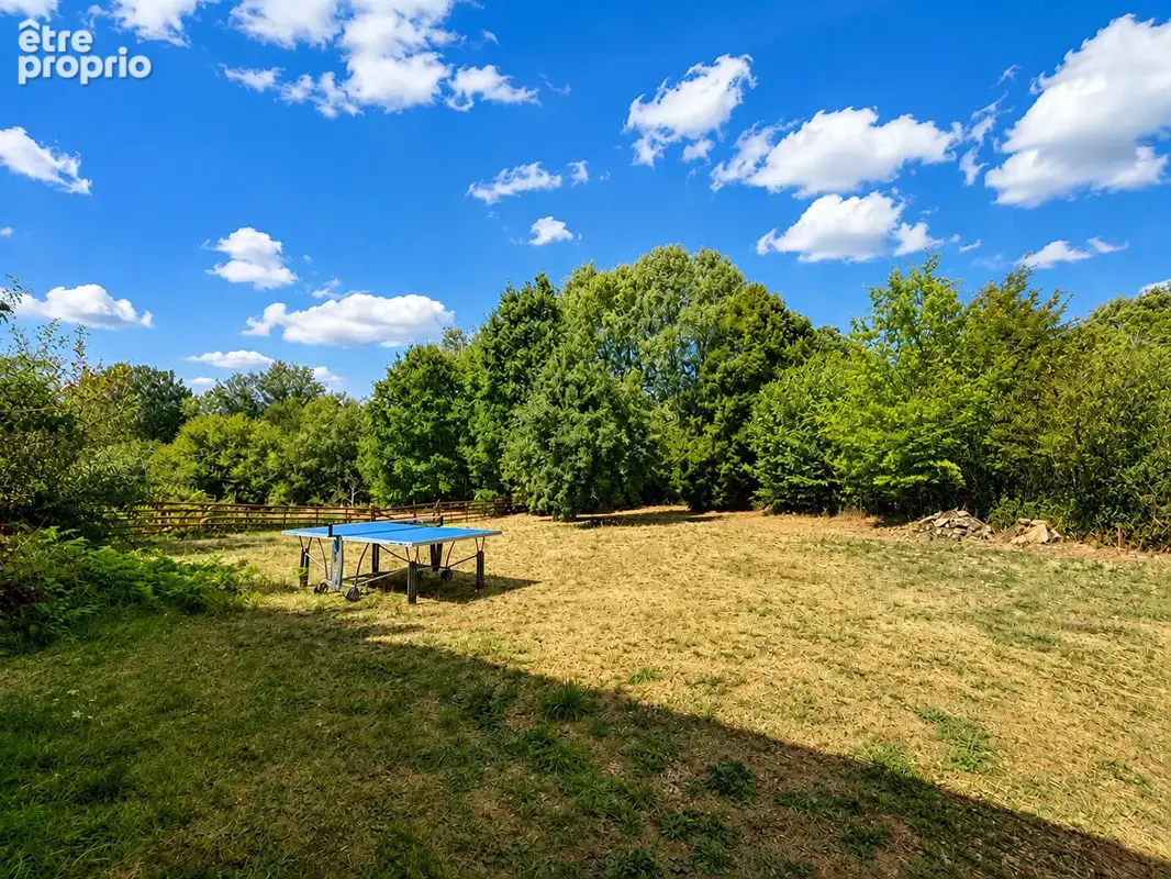 HAUTE-VIENNE -Superbe maison en pierre entièrement rénovée avec jardin de 2 917 m² et grande grange - photo 2