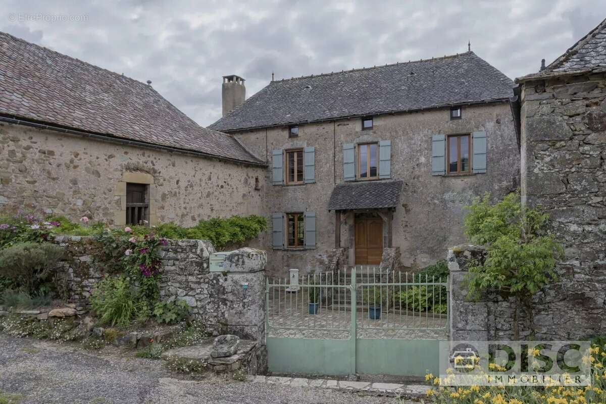 Maison à NAJAC