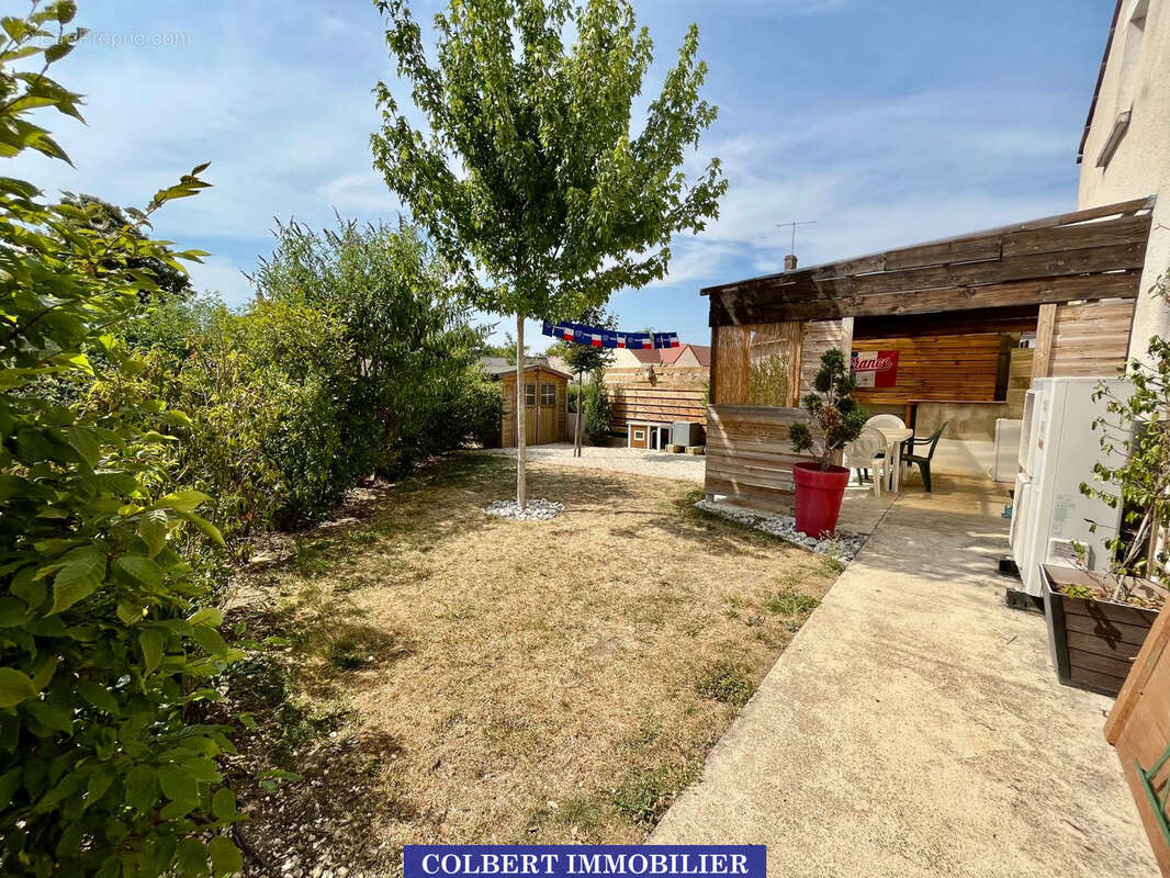 Maison 70 m² à Hery  - photo 2