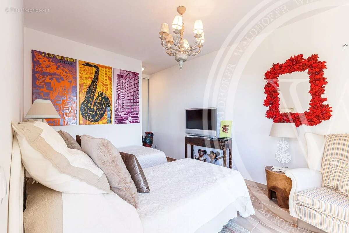Villa Art Déco entièrement rénovée dans un domaine privé de Cap d'Ail à 5 min de Monaco - photo 14
