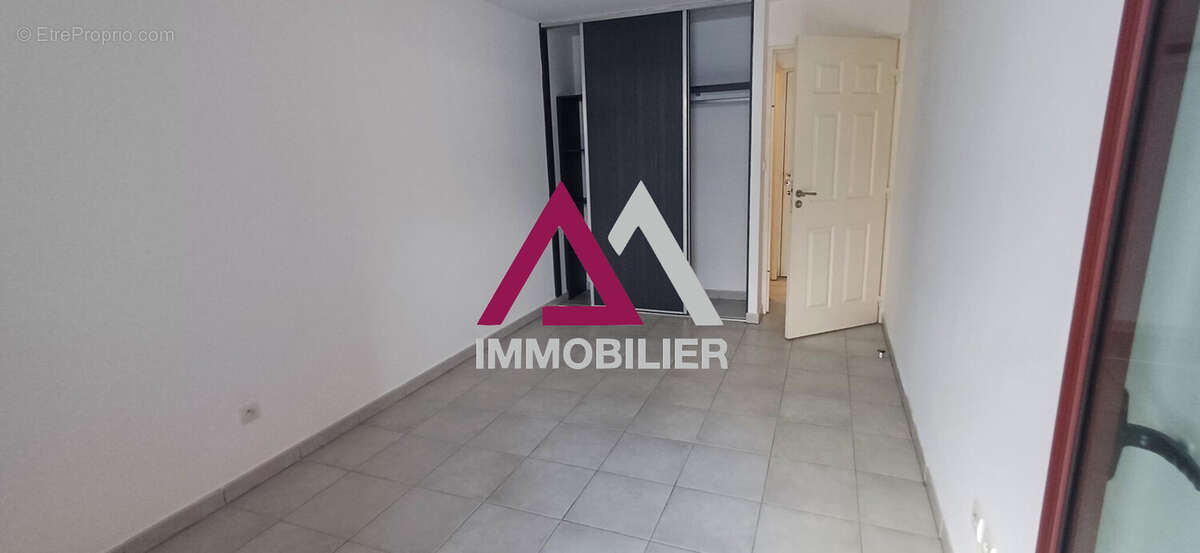 Appartement à SAINT-DENIS