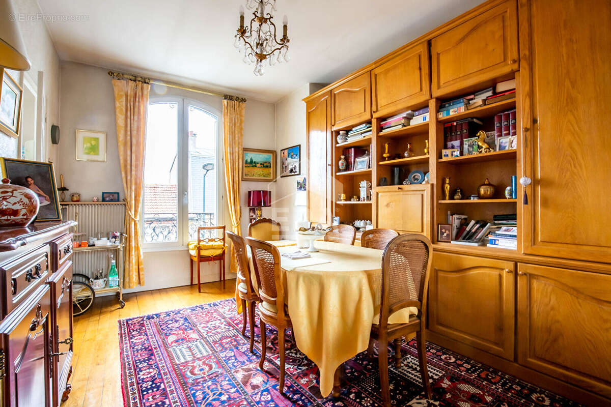 Appartement à SAINT-MANDE