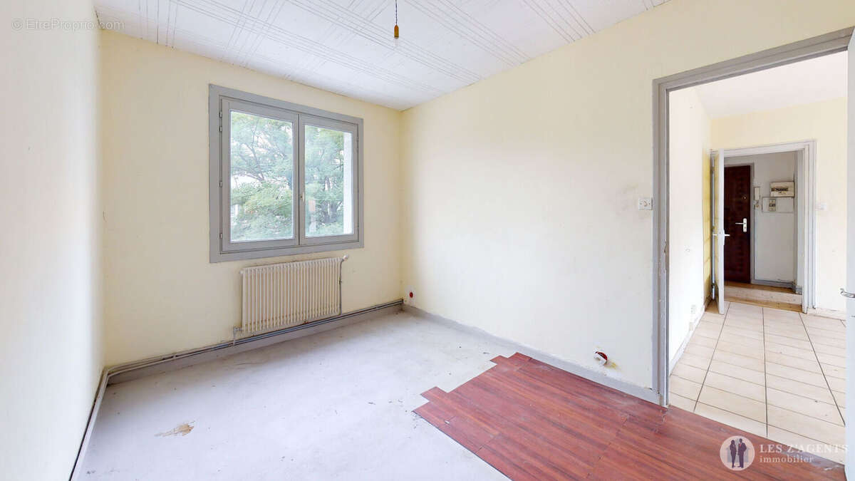 Appartement à SAINT-MARTIN-D&#039;HERES