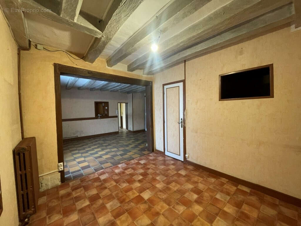 Maison à AUTHON-DU-PERCHE