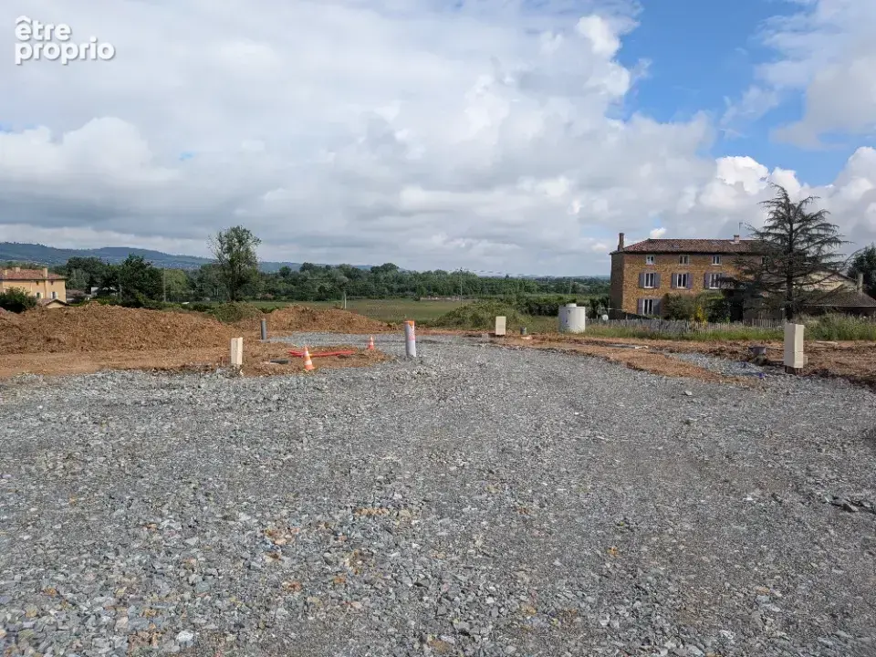 Terrain 520 m² à Marcilly-D'azergues  - photo 3