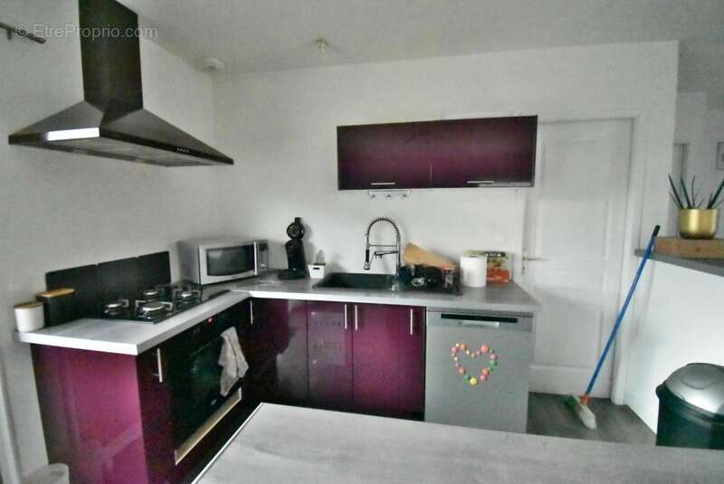 Maison à vendre 4 pièces VARS (16), 3 chambres et terrain - photo 4