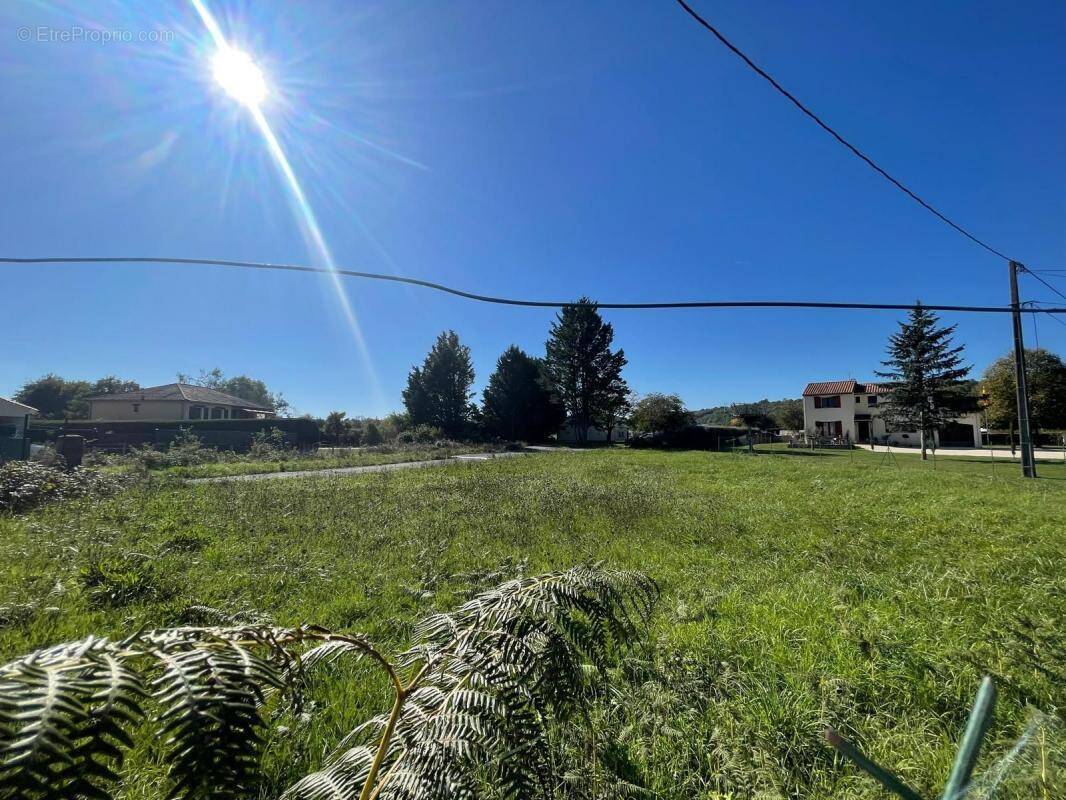 Terrain à MARSAC-SUR-L&#039;ISLE