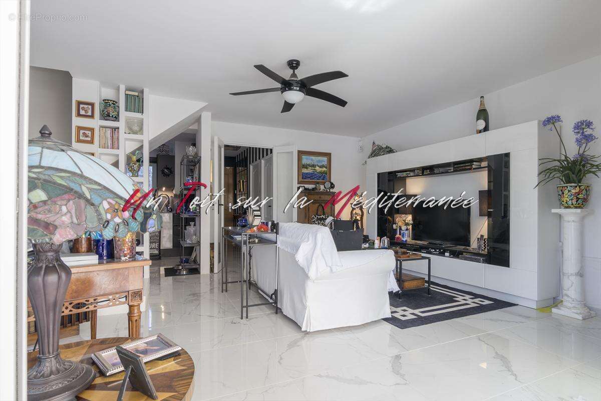 Maison à LA LONDE-LES-MAURES