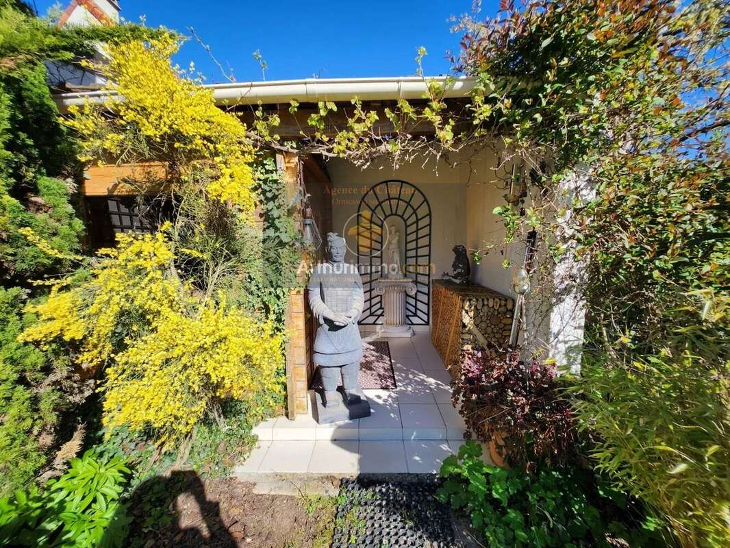 Maison à LE PLESSIS-TREVISE