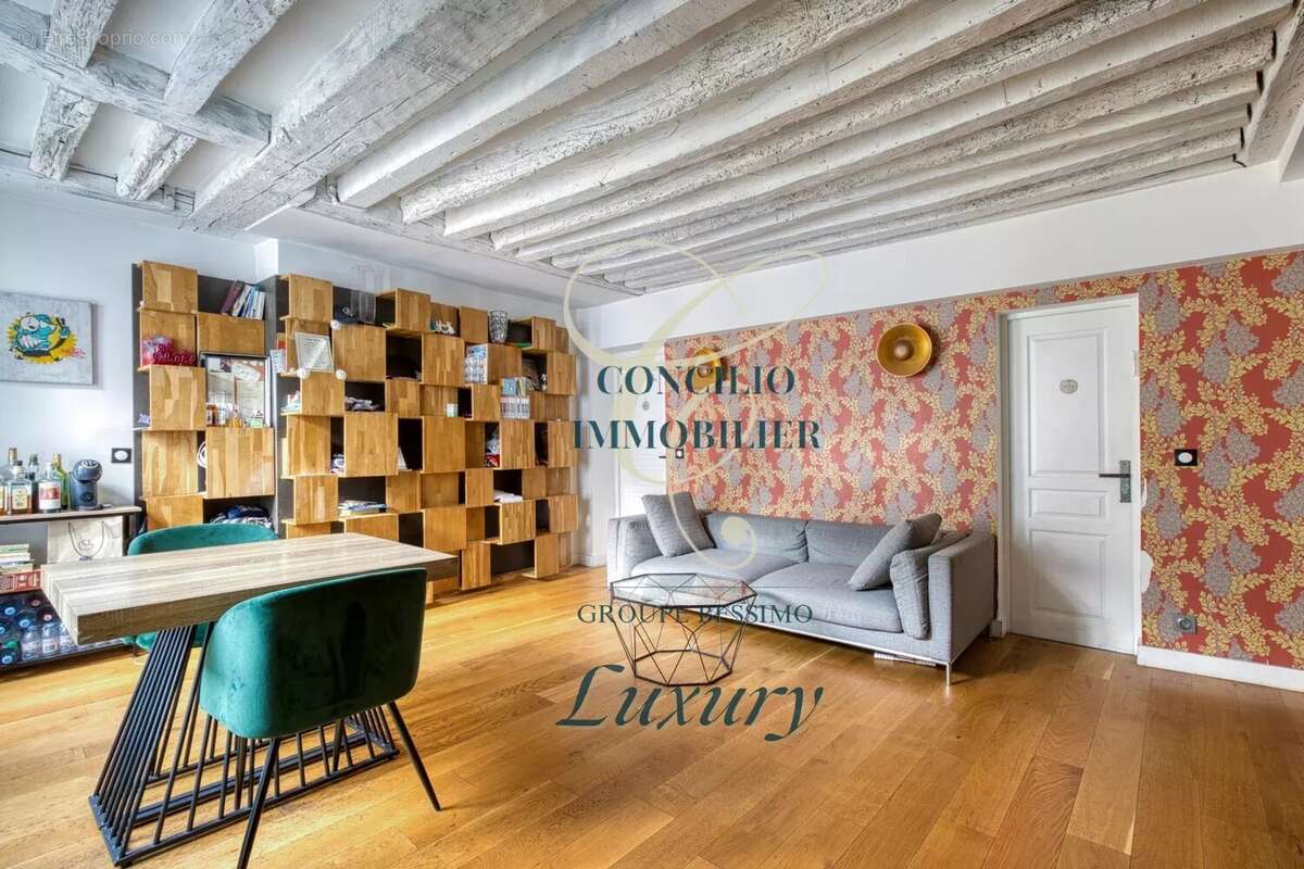 Appartement à PARIS-2E