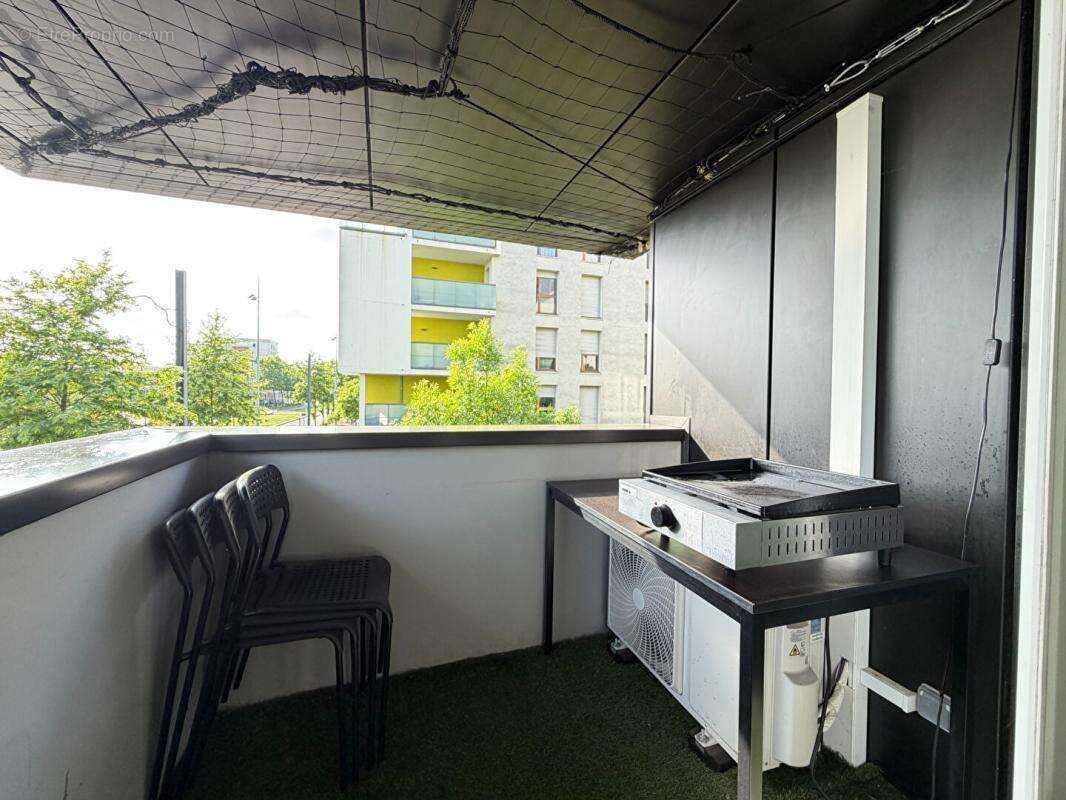 Appartement à LYON-8E