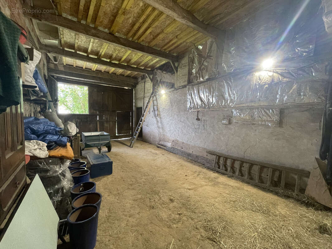 Maison à LONGWY-SUR-LE-DOUBS