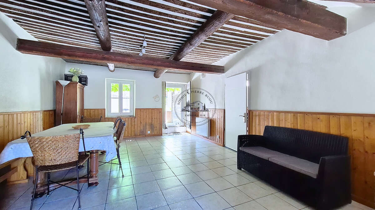 Maison à CHEVAL-BLANC