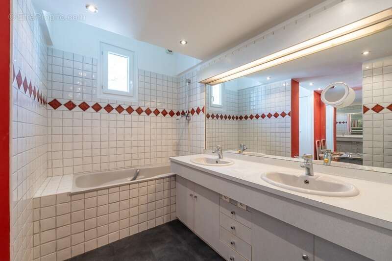 Maison à SAINT-CLOUD