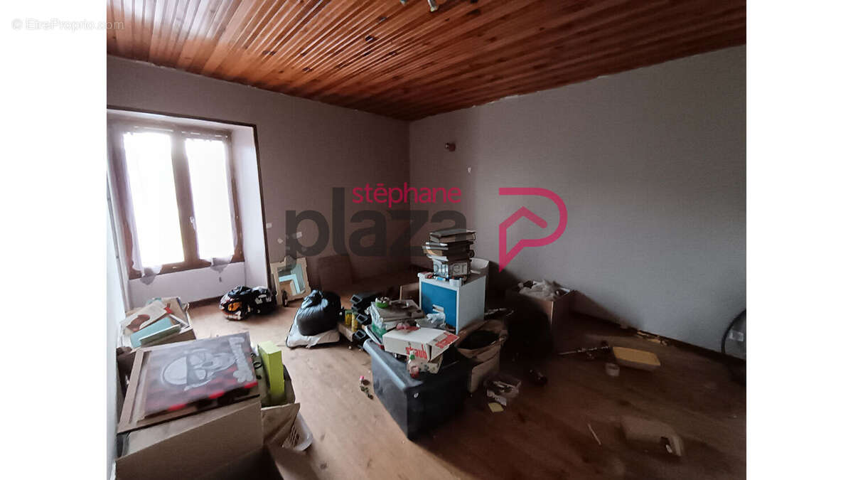 Maison à BONNEFONTAINE