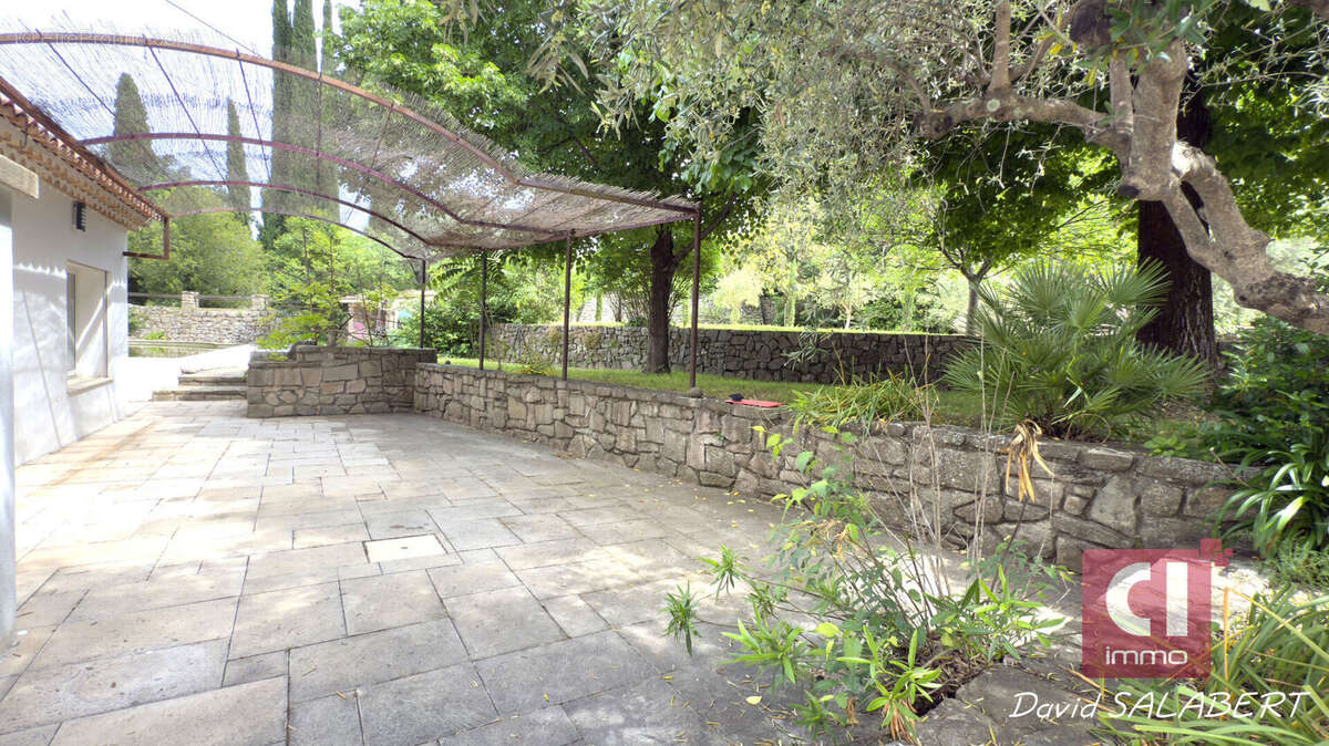 Maison à DRAGUIGNAN