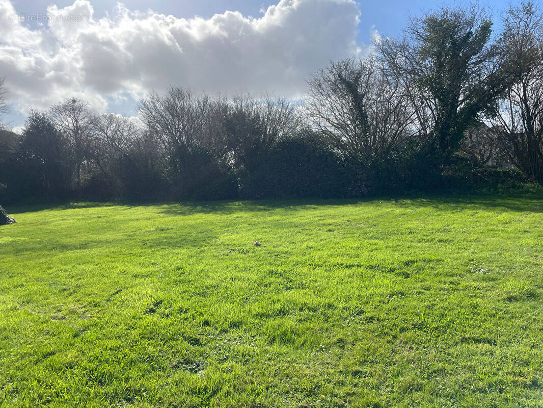 Terrain à GOUESNACH