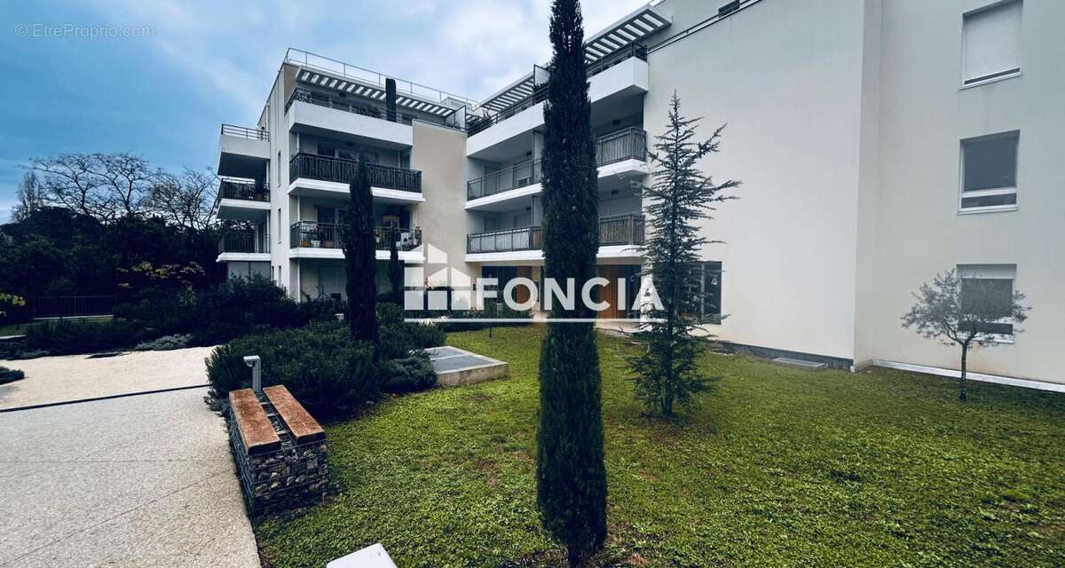 Appartement à MARSEILLE-9E