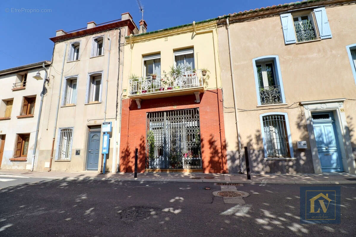 Maison à VILLENEUVE-LA-RIVIERE
