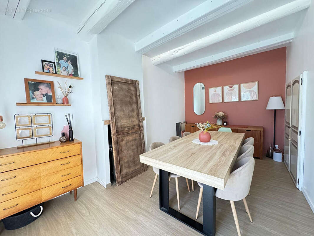 Uchaud -maison de ville- 4 chambres - piscine - garage - photo 5