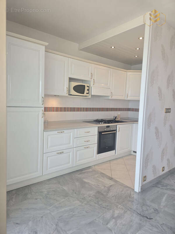 Appartement à ROQUEBRUNE-CAP-MARTIN