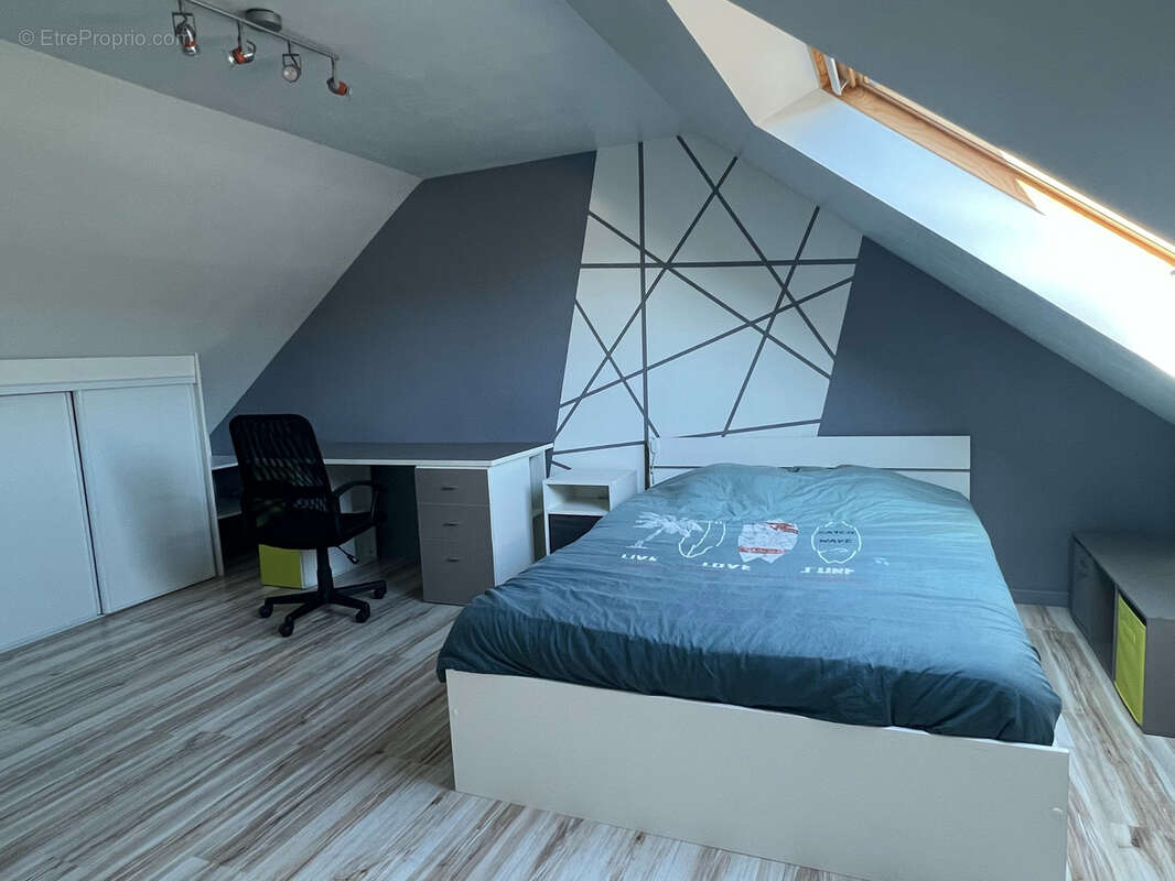 Maison à LES PONTS-DE-CE