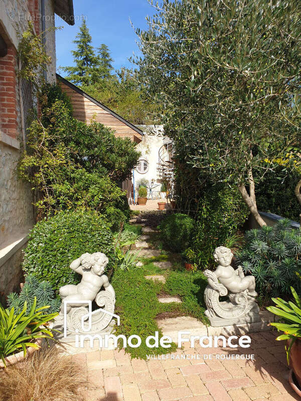 Maison de charme T5 rénovée 175 m2 avec jardin paysager et piscine proche centre ville - photo 13