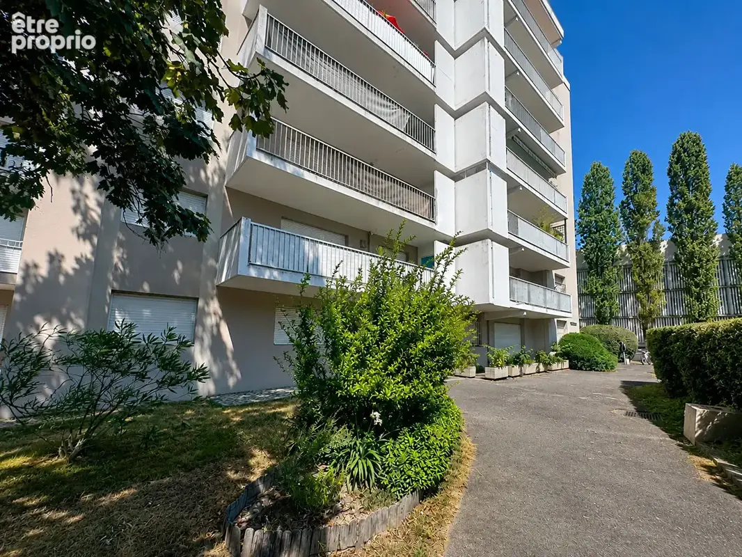 Pau 3 pièce(s) 73.45 m2 garage+ stationnement+ terrasse - photo 9