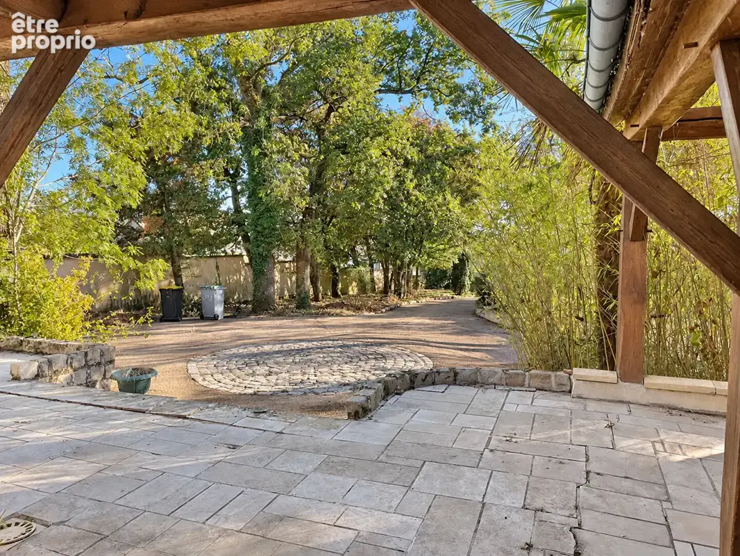 Une propriété de caractère avec maison d'amis, piscine couverte et parc arboré - photo 6