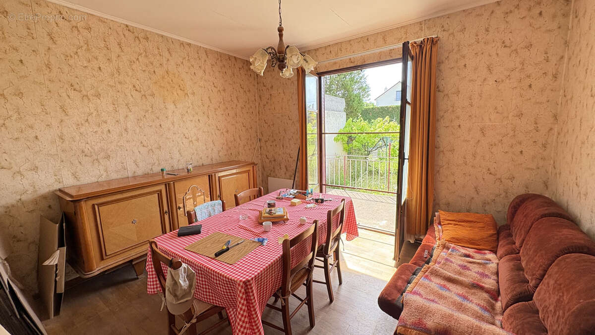 Maison à VAUJOURS