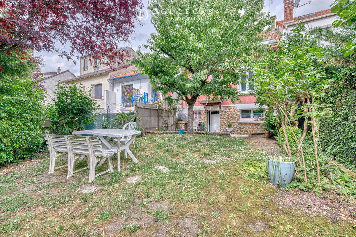 Maison à LE PERREUX-SUR-MARNE