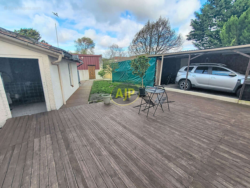 Maison à SAINT-YZANS-DE-MEDOC