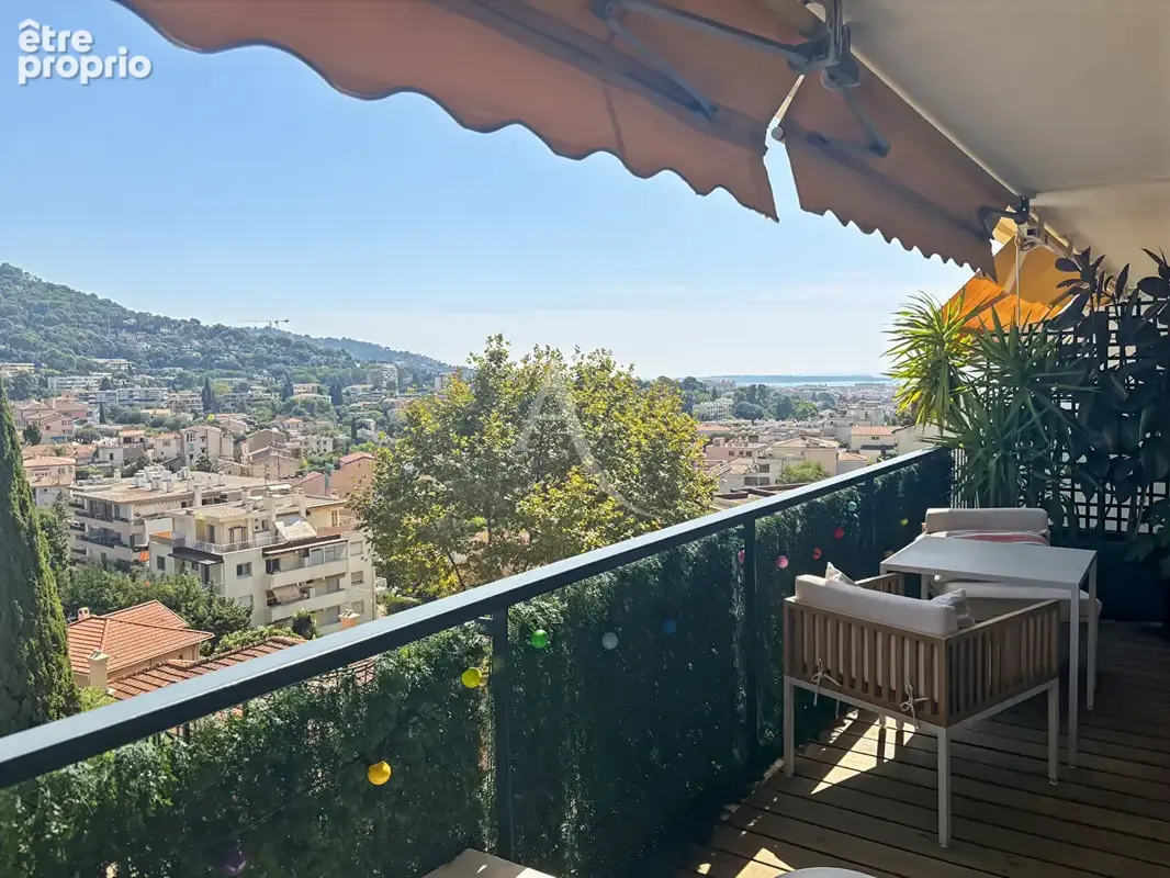 **Le Cannet Mairie ** Superbe 2/3 pièces avec terrasse vue mer** 83m² + box - photo 15