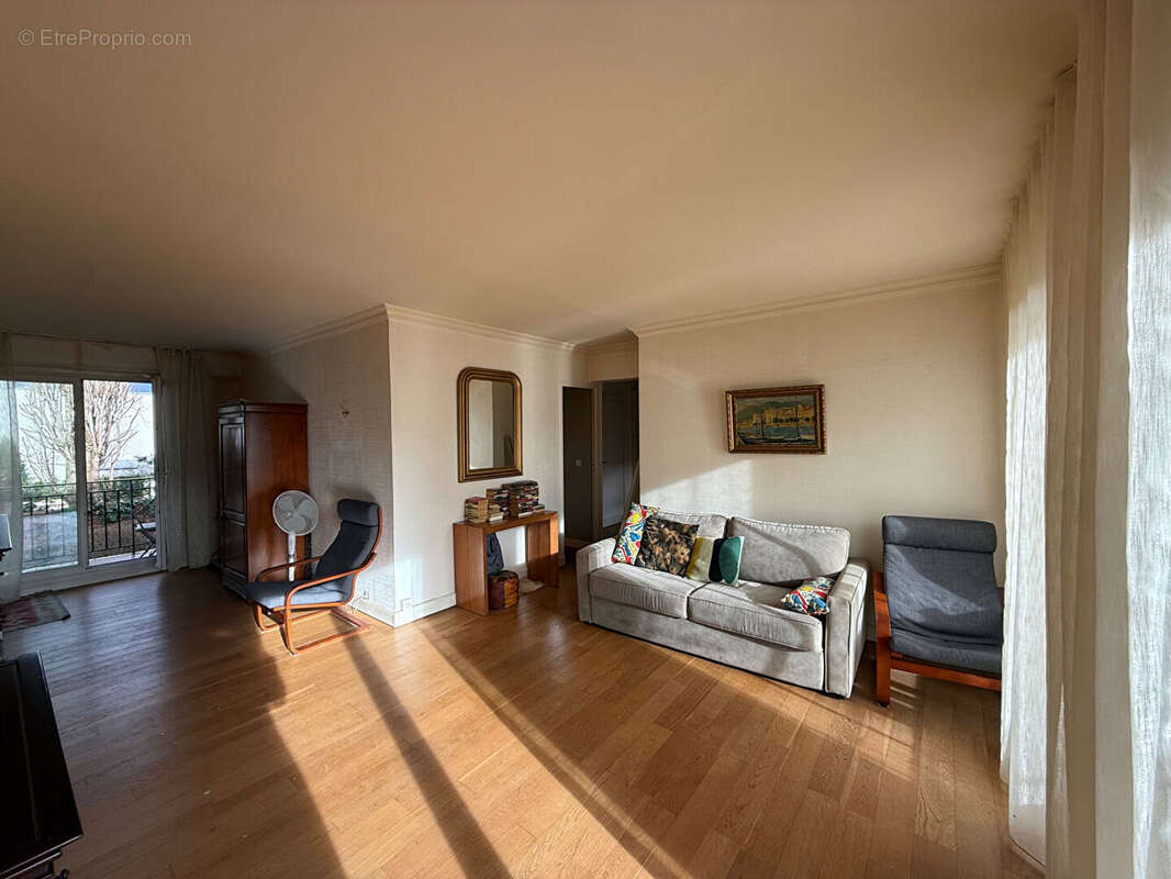 Appartement à MAISONS-LAFFITTE