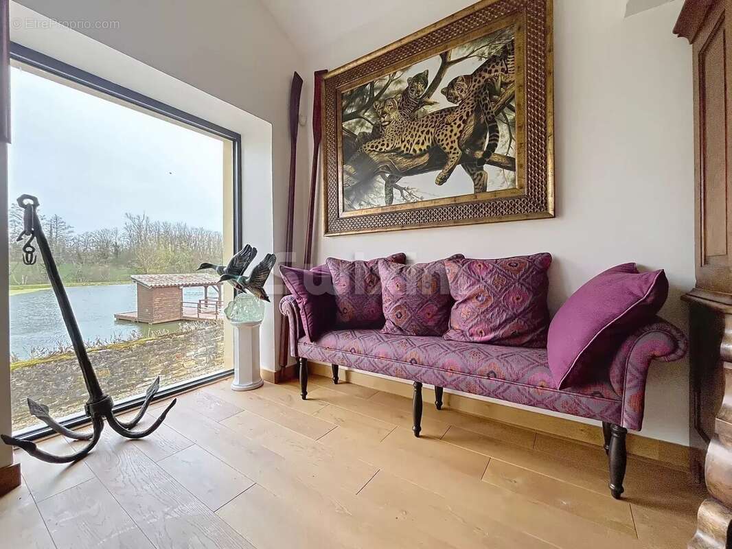 Maison à CHATILLON-SUR-CHALARONNE