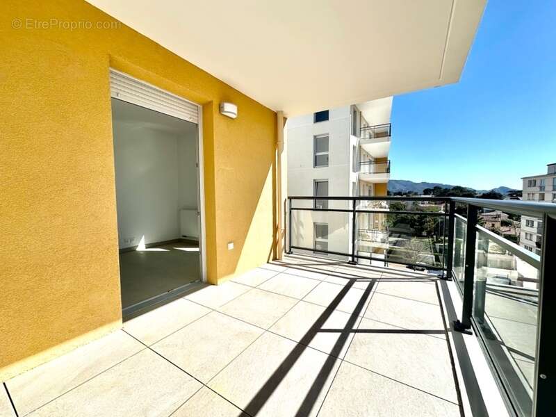 Appartement à MARSEILLE-12E