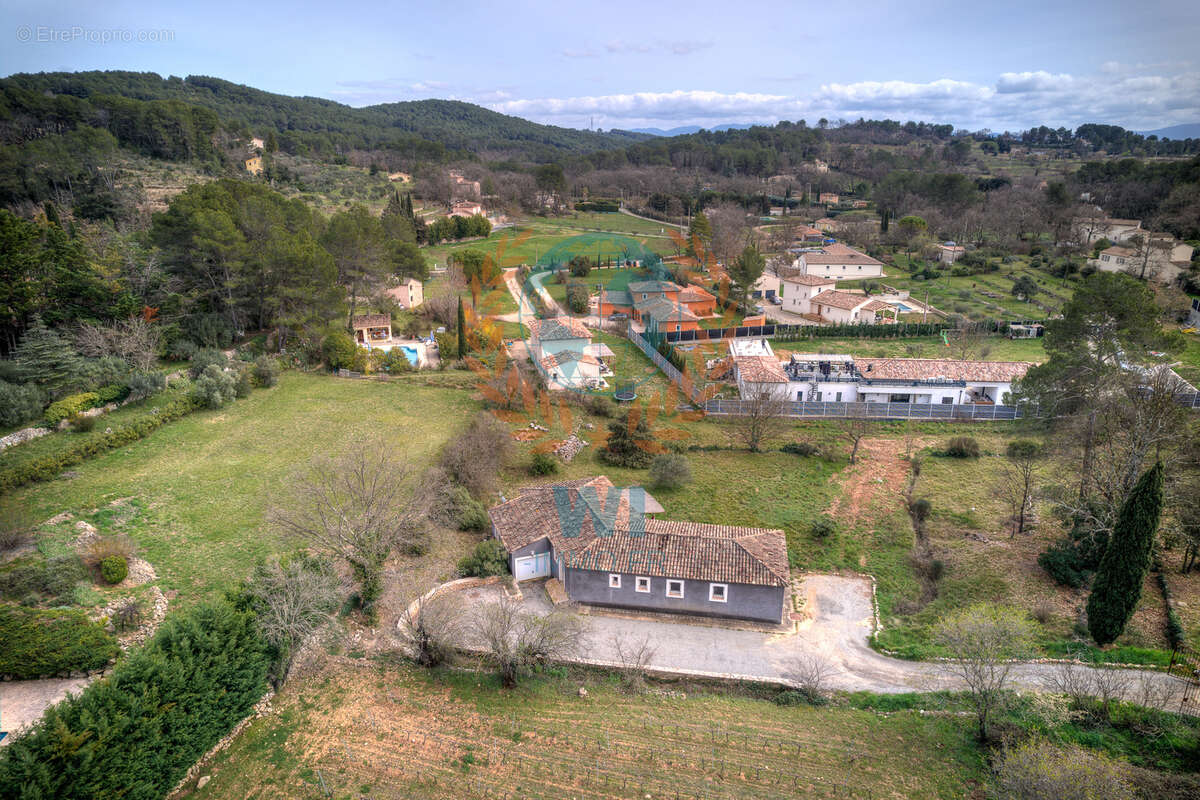Maison à DRAGUIGNAN