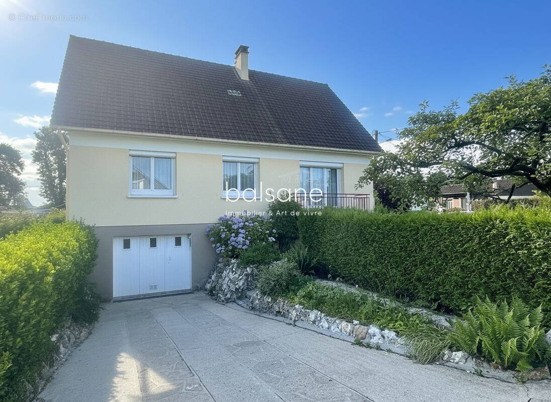 Maison à LA LONDE