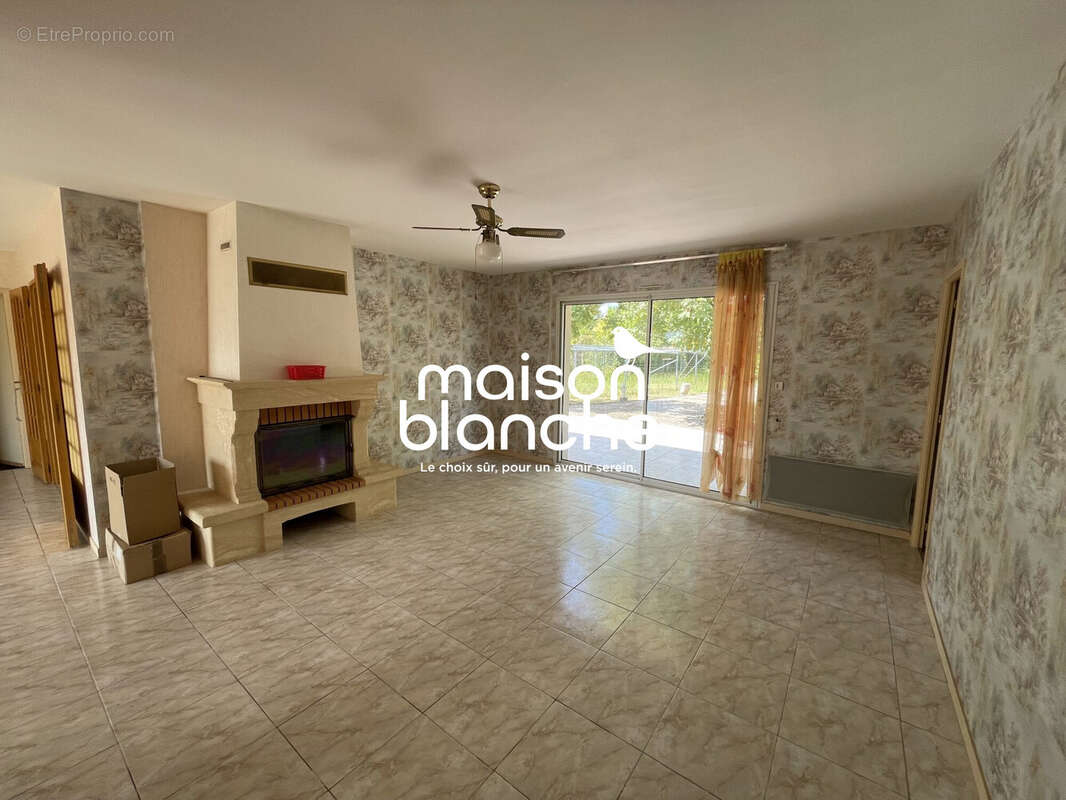 Maison à BONZAC