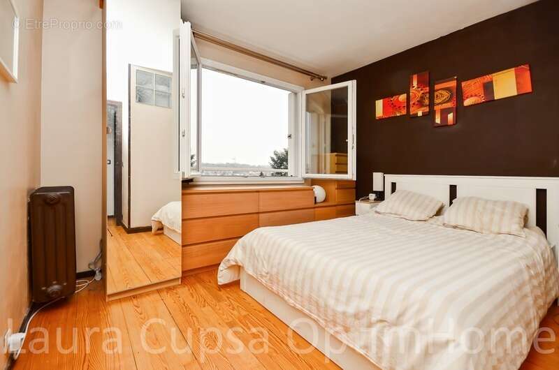 Appartement à BOURG-LA-REINE