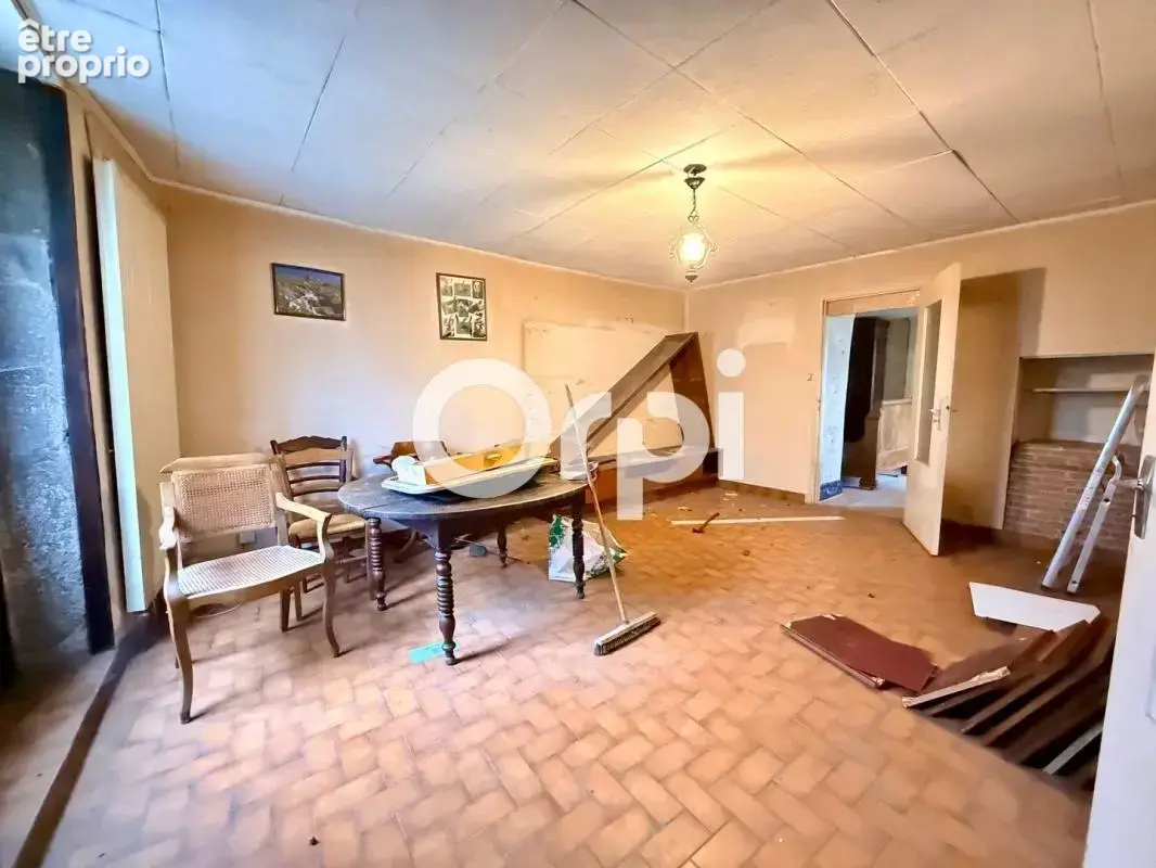 Lumbin Maison de village à rénover entièrement – Fort potentiel – 120 m² habitables – 151 900 € - photo 10